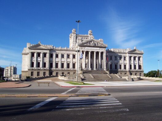 Fachada del Palacio Legistativo, Montevideo, Uruguay. Autor: Federico Corral aka Shant