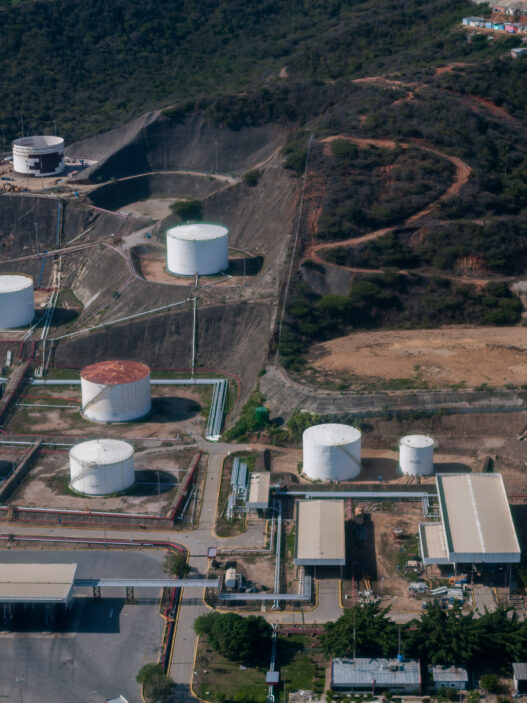 Sanções petrolíferas escurecem ainda mais o horizonte econômico da Venezuela