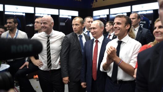 Geopolítica do Futebol: O Esporte como Instrumento de Poder e de Legitimação Internacional 1